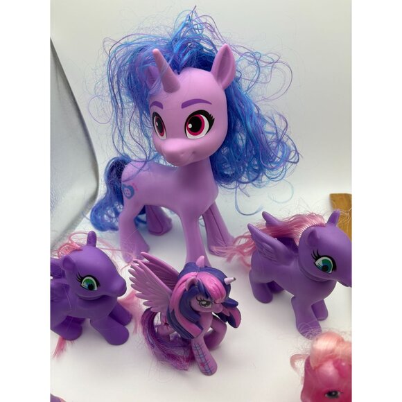 My Little Pony Figurine Lot - 7 Pieces - Various Colors & Characters - Picture 2 of 8